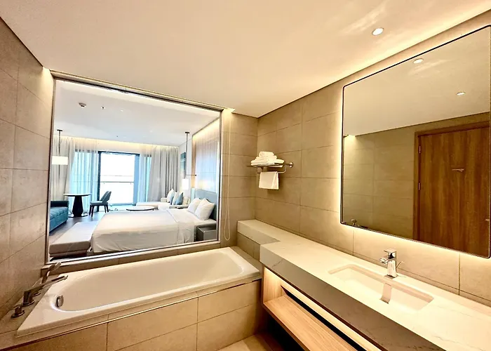 Luxury A La Carte With Ocean View Hạ Long